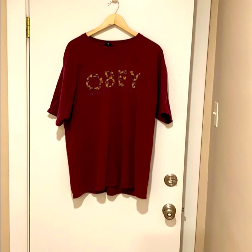 Obey tshirt